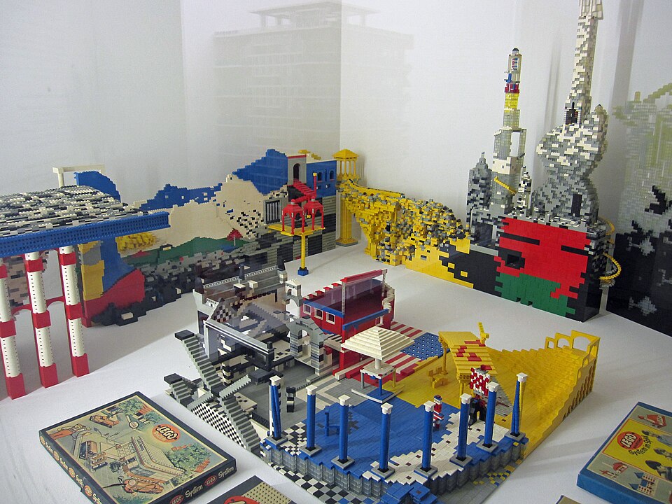 LEGO sets (retired) on eBay