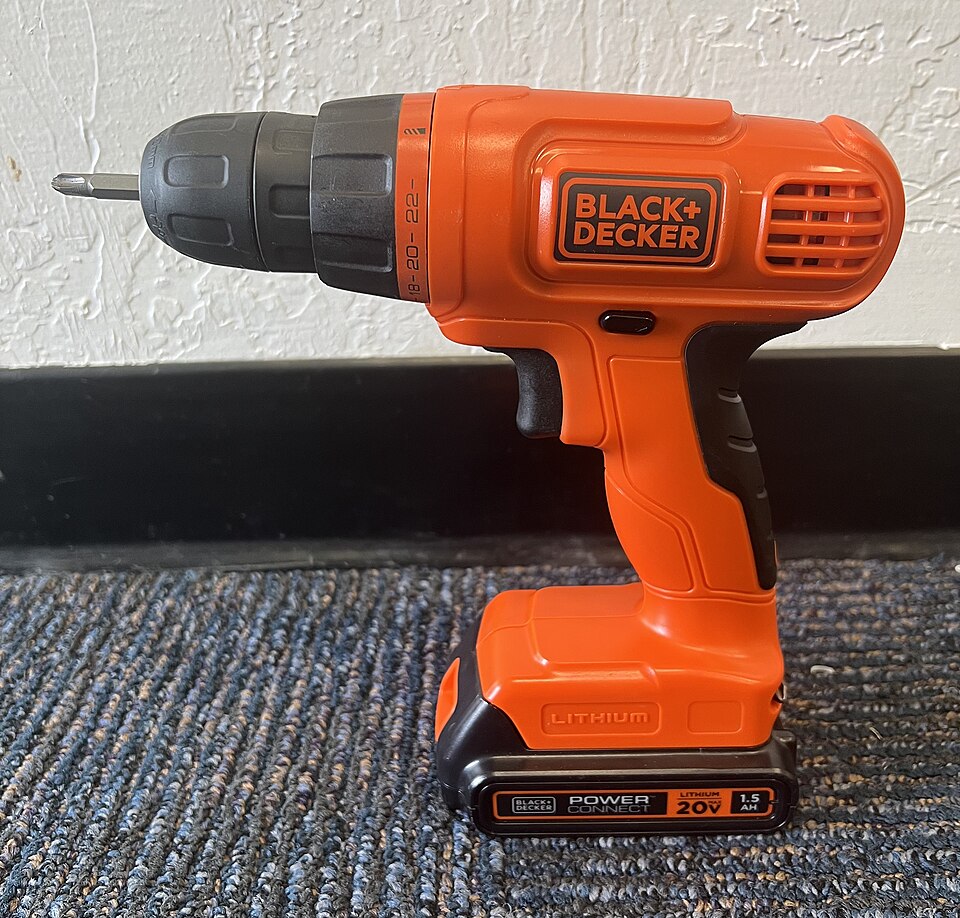 Power tools (DeWalt / Ryobi) on eBay
